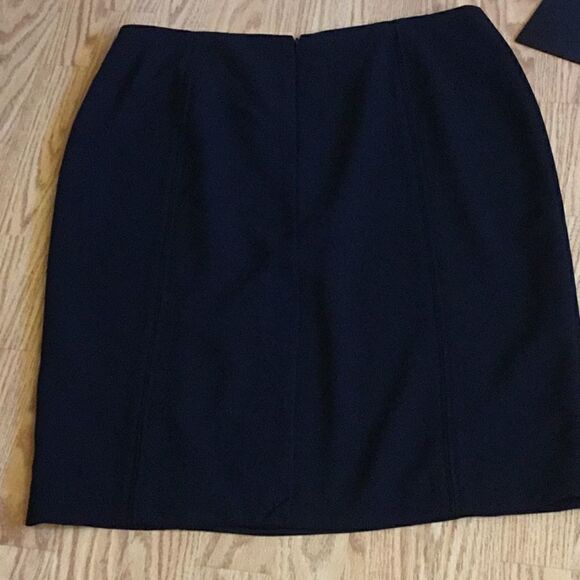 TROUSERS ECT. Skirt in black size 14 - Picture 6 of 8